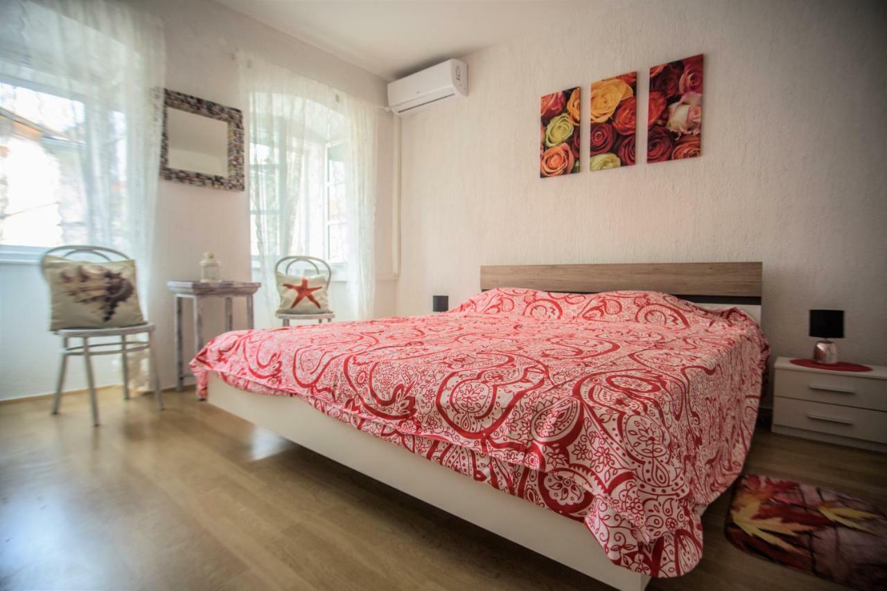 Apartment Dolores Đảo Đảo Cres Ngoại thất bức ảnh