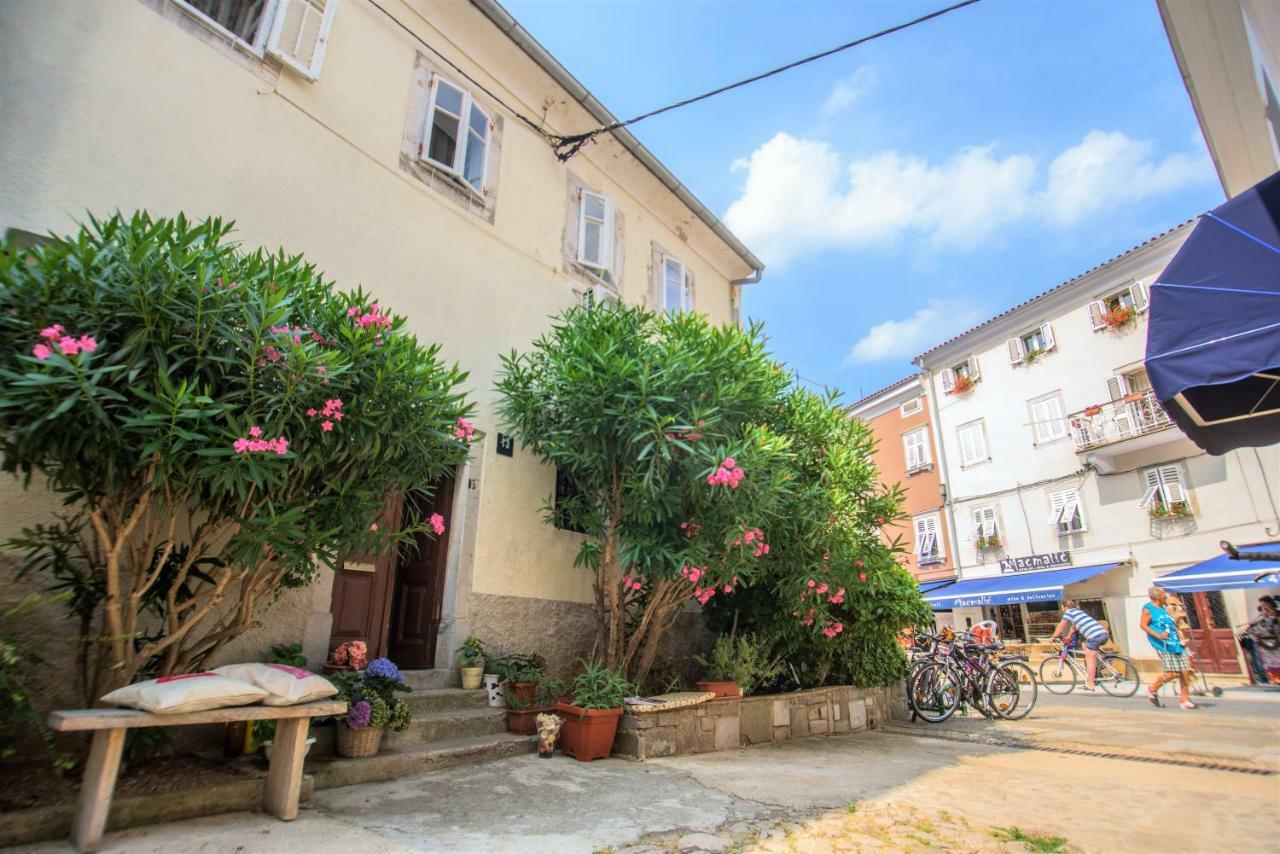 Apartment Dolores Đảo Đảo Cres Ngoại thất bức ảnh